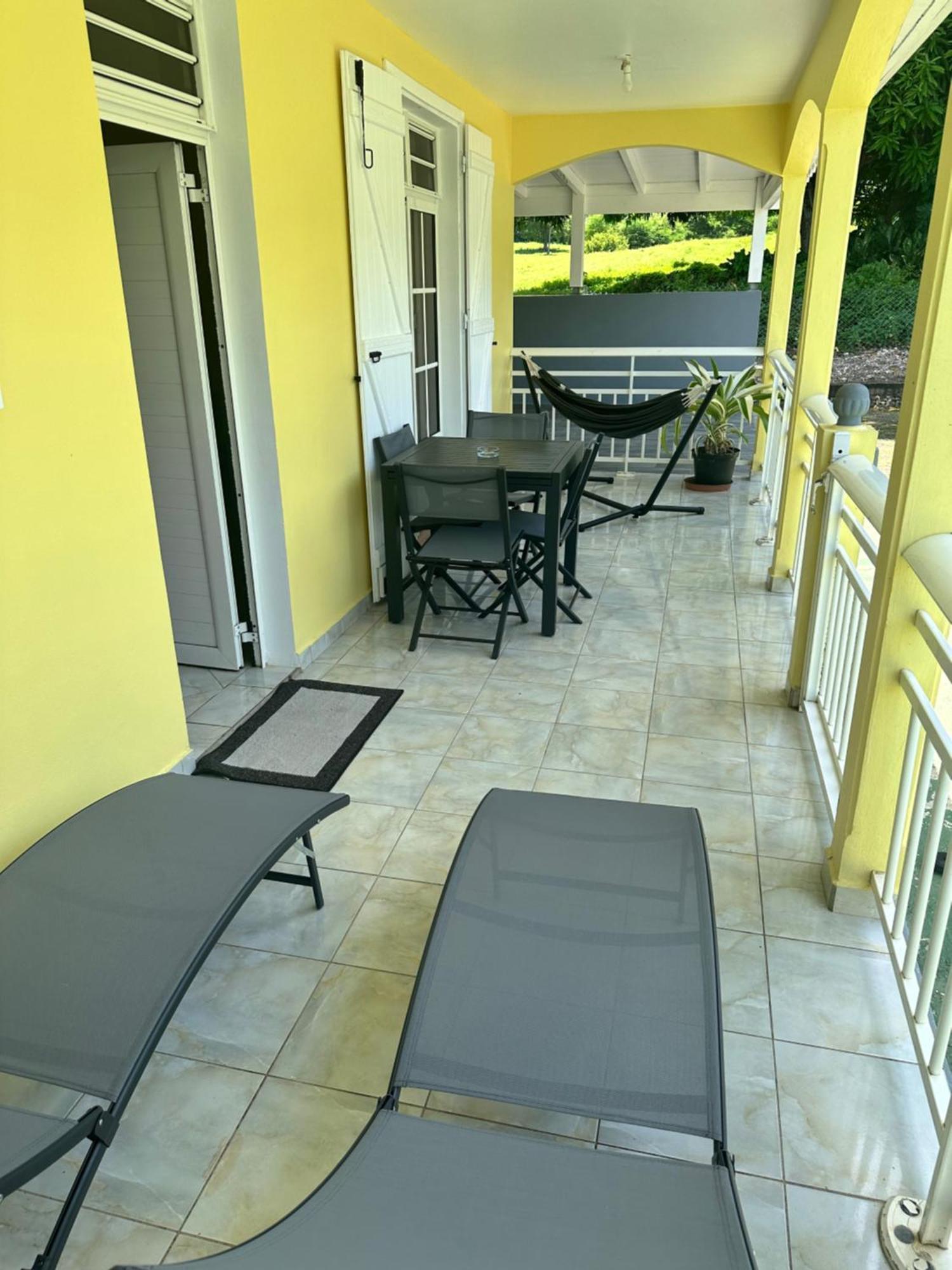 Residence Lacolombe Petit-Canal Exterior foto